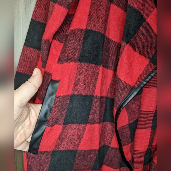 BluIvy Buffalo Plaid Flannel Cardigan Jacket, Medium - Picture 7 of 10